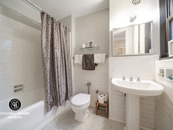 12 East 97th Street image 9 of 14