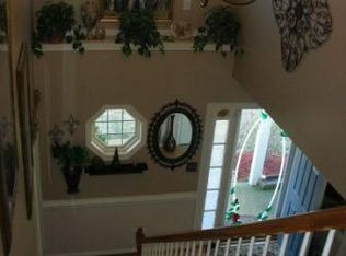 6 Rainbow Ct, Hampton, VA 23666