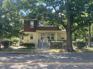 541-543 Carew St, Springfield, MA 01104