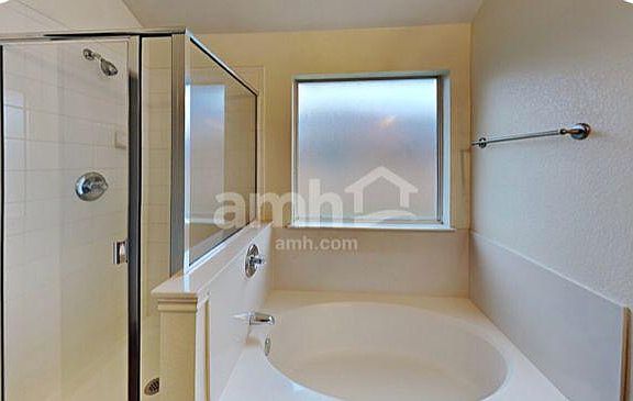 5th image of 2119 Turtle Cove Dr