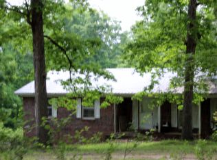 737 Hubbs Rd, Camden, TN 38320