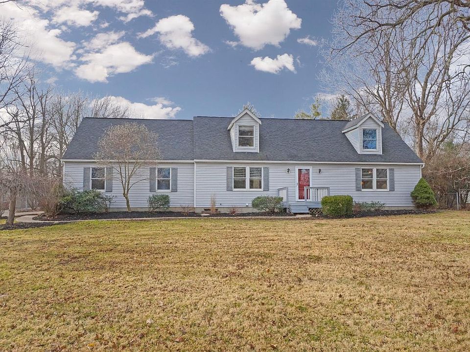 1st image of 583 Glenrose Ln