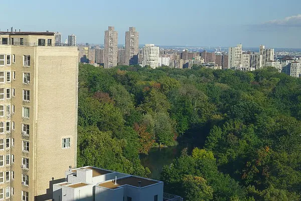 Rented by Corcoran | media 13