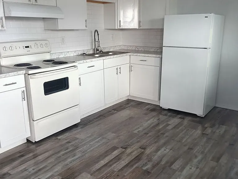 Welcome Home to Comfortable Living at 6111 S Klein Ave! — Photo 26