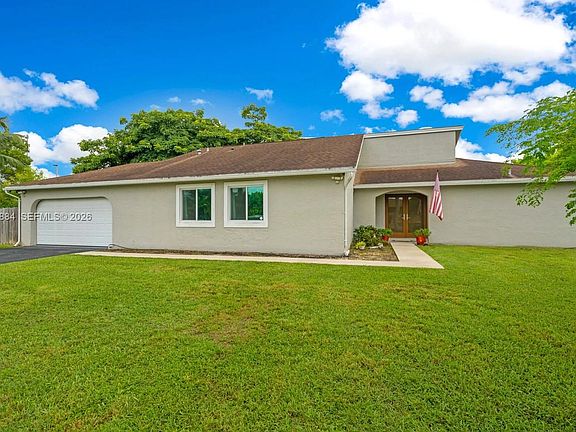 4th image of 16255 SW 281st St