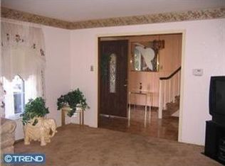 746 Upton Way, Somerdale, NJ 08083