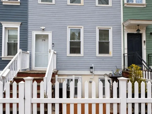 174 Eckford Street, Brooklyn, NY 11222