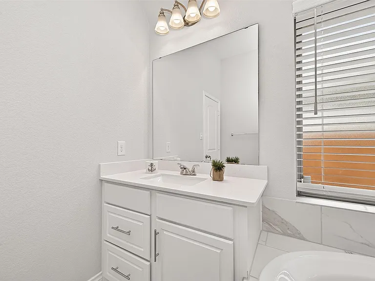 17171 Crimson Crest Dr — Photo 30
