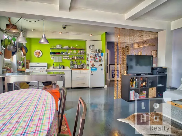 500 Grand Street image 1 of 8