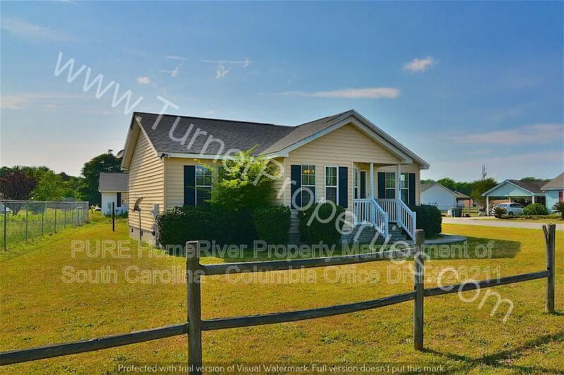 3 bed, 2.0 bath, 1209 sqft, $1,350 — Photo 3