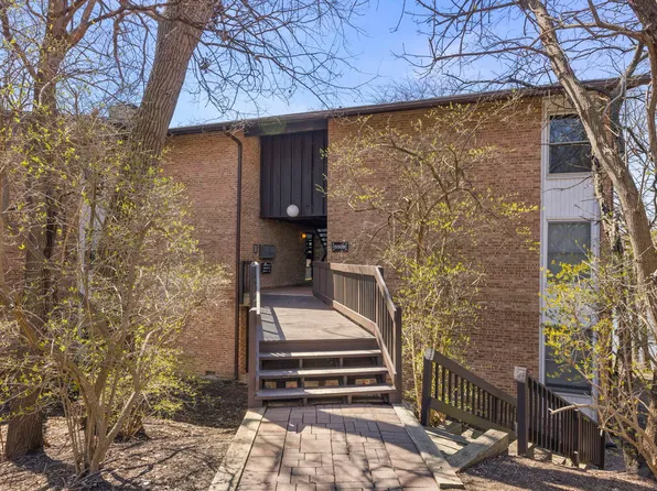 5508 E Lake Dr APT F, Lisle, IL 60532