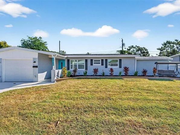 6965 21st St N, Saint Petersburg, FL 33702