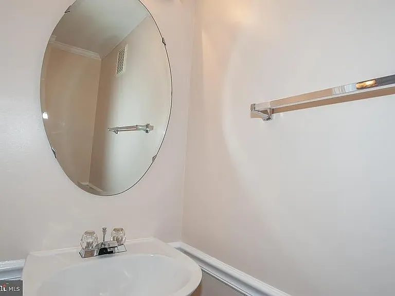 6380 Michael Robert Dr — Photo 13