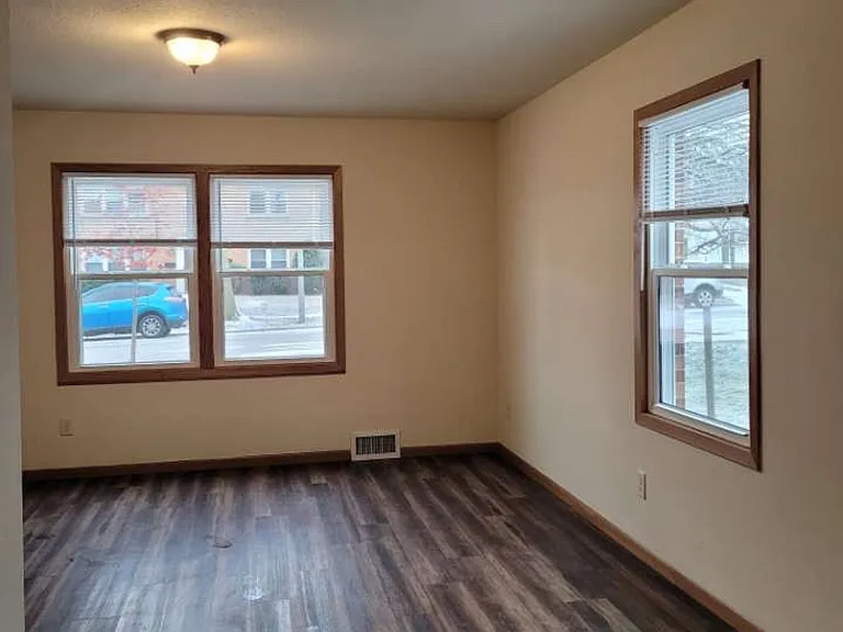 7610 W Clarke St — Photo 7