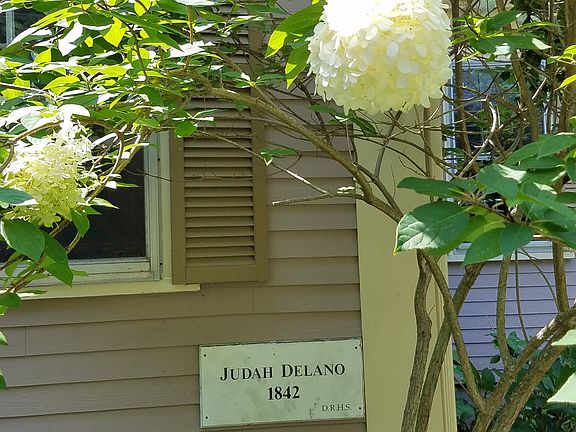 Judah Delano
1842
Dateboard