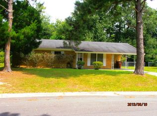 1415 Lafayette Ln, Picayune, MS 39466