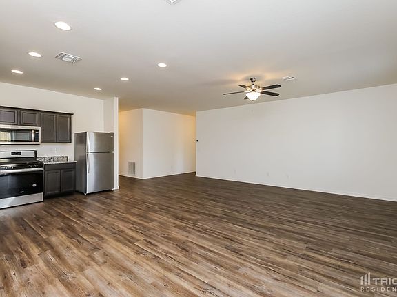4th image of 33628 N Draba Ln