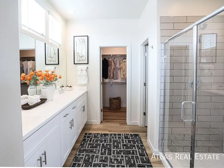 1530 W Sierra Vista Dr — Photo 3