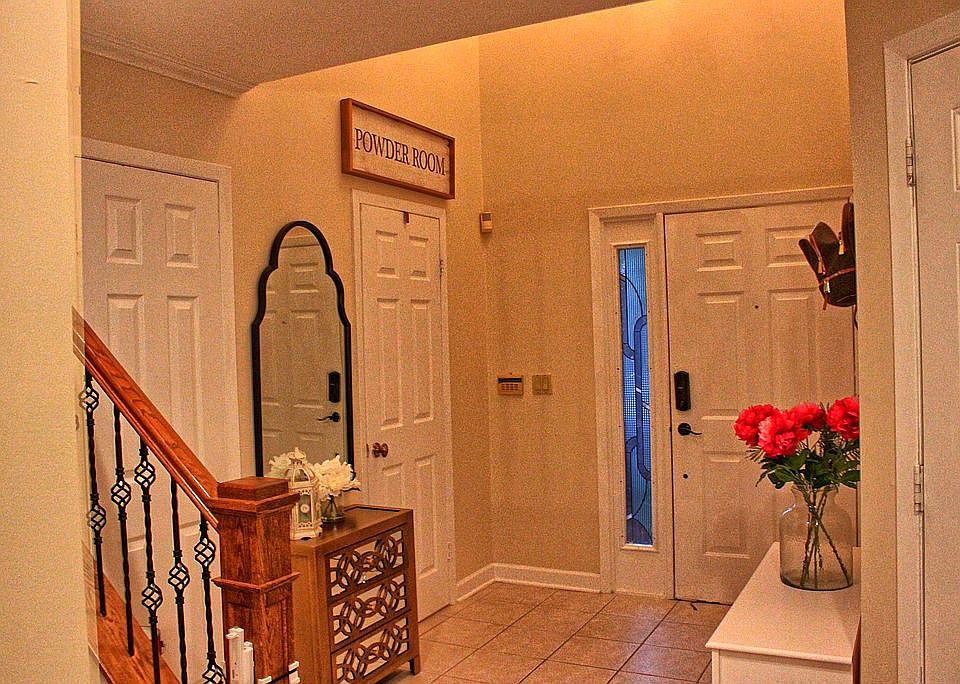 front door 2-story foyer 
