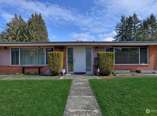 1302 Cascade Dr APT 6, Everett, WA 98203