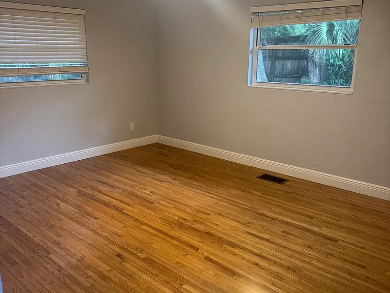 834 S Woodward Ave — Photo 11