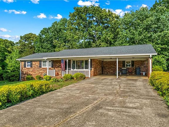 4th image of 157 E Meadowview Dr