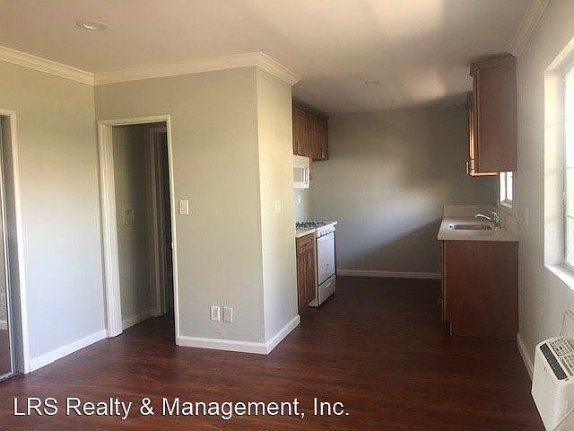 1st image of 18325 Malden St APT 4