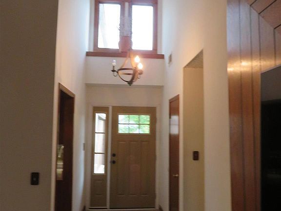2nd image of 2562 Amberjack Ct