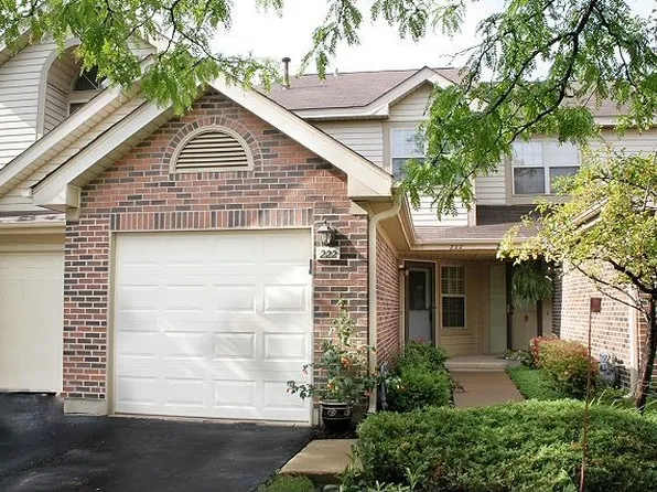 222 W Hamilton Dr #114, Palatine, IL 60067