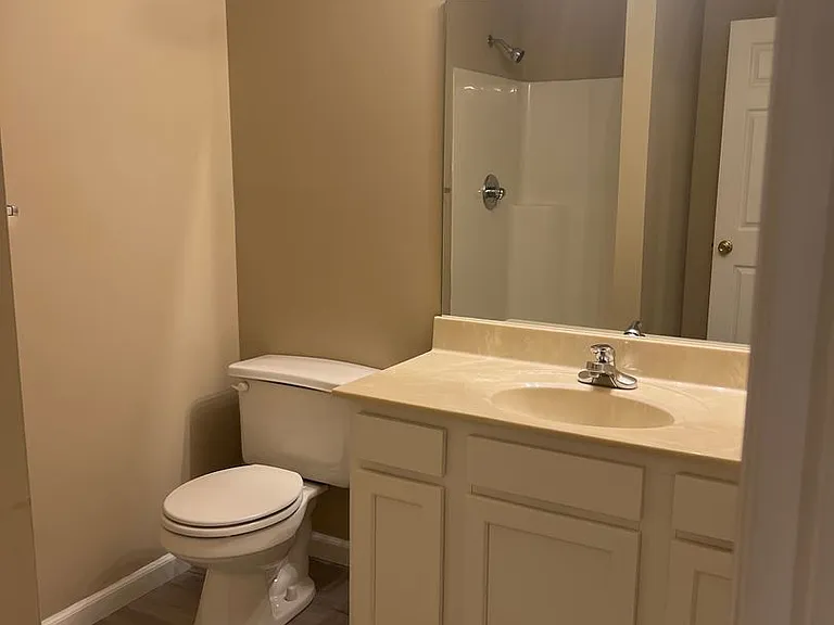 1426 N Kinser Pike #6F — Photo 1