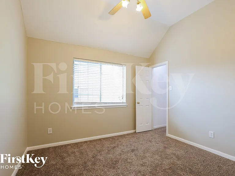 15722 E Astern Dr — Photo 12