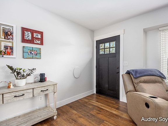 4th image of 237 Roberta Jayne Dr SE