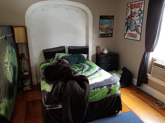 4th image of 1253 Vestal Ave