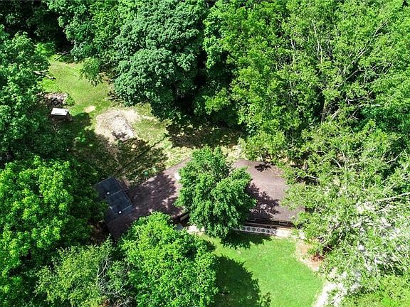 3rd image of 7657 Old Lemay Ferry Rd