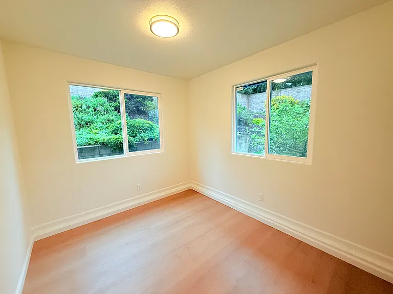 4168 Woodland St #C — Photo 8