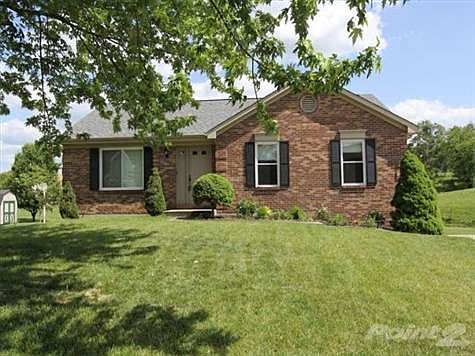 Full brick ranch on a quiet cul-de-sac.  Four year new dimensional roof.