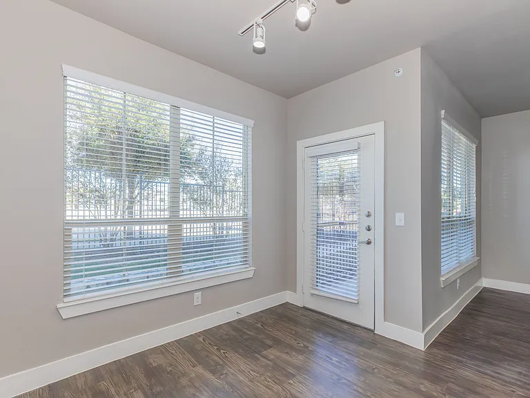 Lodge at Guadalupe Apartments LP — Photo 18