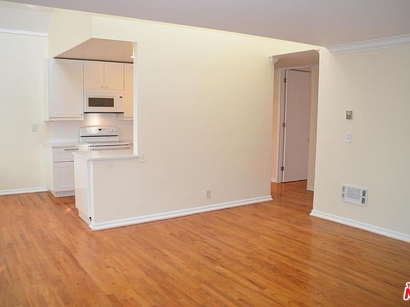 2nd image of 6050 Canterbury Dr Unit H230