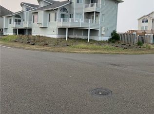1499 Diamond Head Ave SW #3, Ocean Shores, WA 98569
