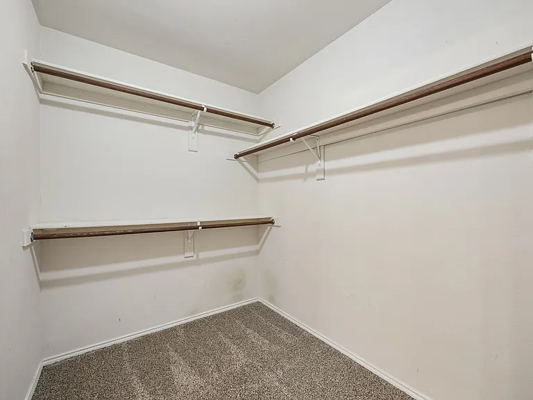 209 Meadow View Ln — Photo 14