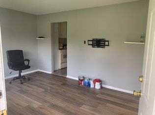 8845-8851 21 Mile Rd, Utica, MI 48317