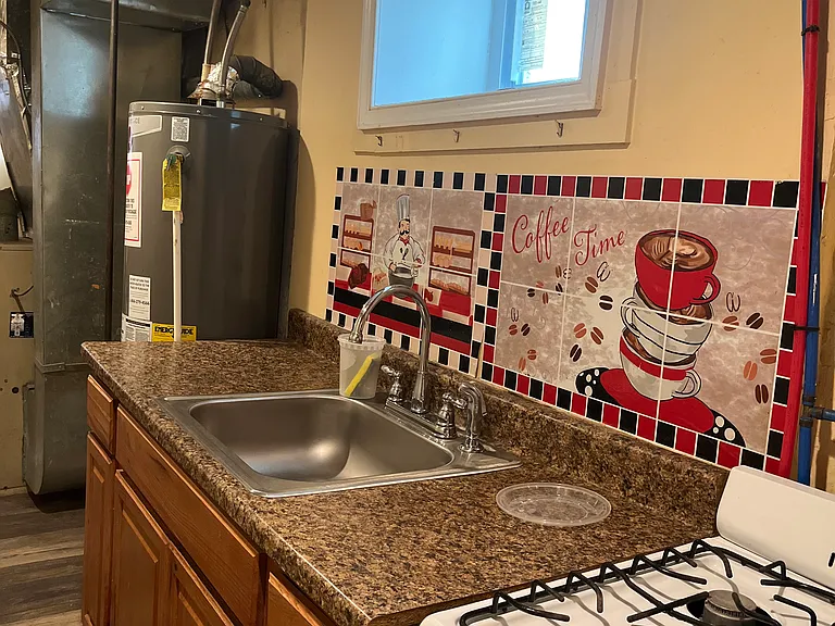 201 Devereaux Ave #1 — Photo 9