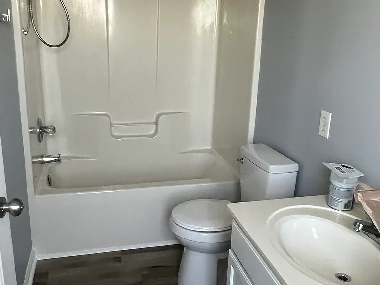 7611 Bluff Point Ln — Photo 11