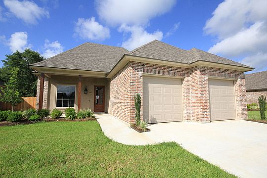 2nd image of 207 Sanctuary Ln