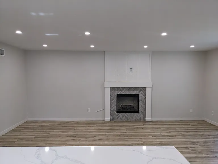 7193 Romford Ct — Photo 18