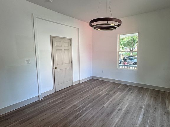 3rd image of 1107 Polk St #B