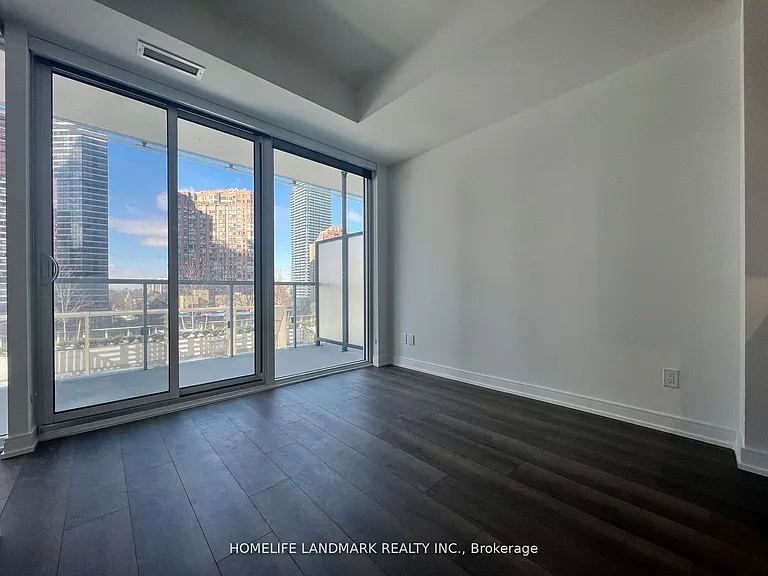 3 Gloucester St #710 — Photo 6