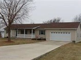 9861 Win Rd, Rock Falls, IL 61071