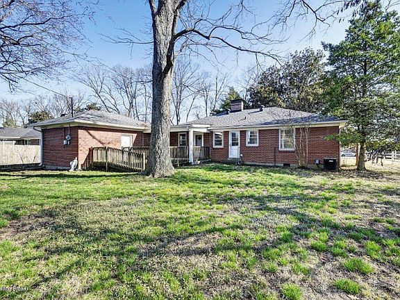 5th image of 2103 Gardiner Ln