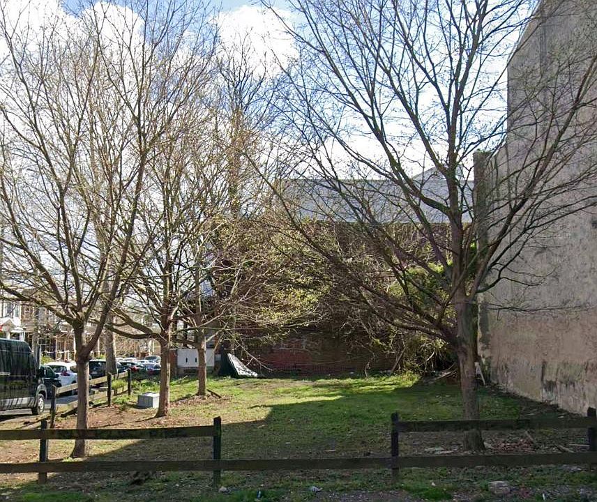 1st image of 1328 W Pike St